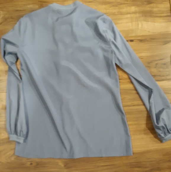 James Kenrob by Dalton Long Sleeve Blouse. - Picture 6 of 8